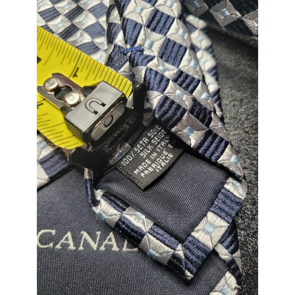 Canali Men's Necktie Navy Blue Silver Geometric Silk 3.25